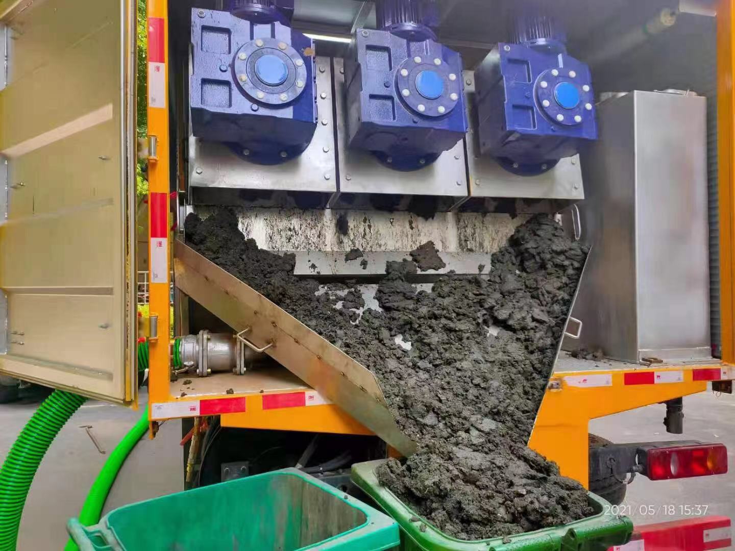 聂荣化粪池清掏城市维护站-泥浆净化干湿分离处理